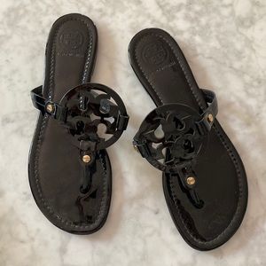 Tory Burch sandals size 9 1/2 worn only a few times great condition
